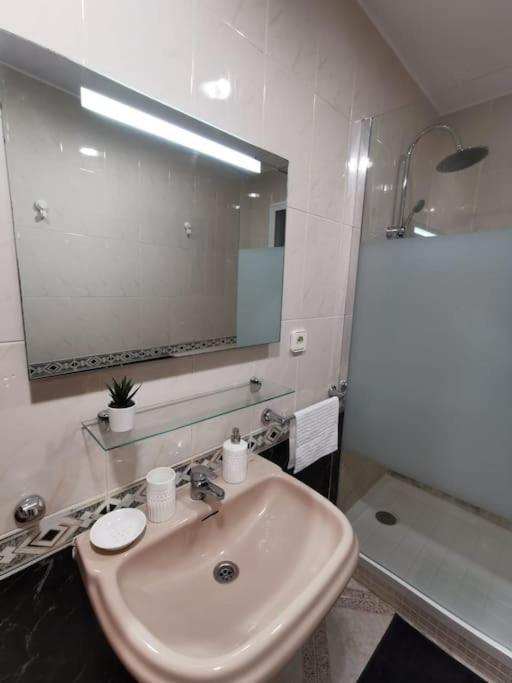 Cdz - Arteaga- Two Rooms With Queen Bed カディス エクステリア 写真